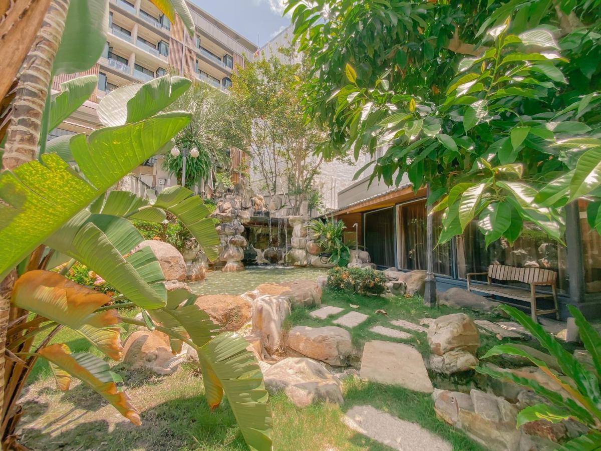 לינה וארוחת בוקר ג'יאושי Yage Hotspring House מראה חיצוני תמונה