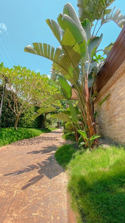 לינה וארוחת בוקר ג'יאושי Yage Hotspring House מראה חיצוני תמונה