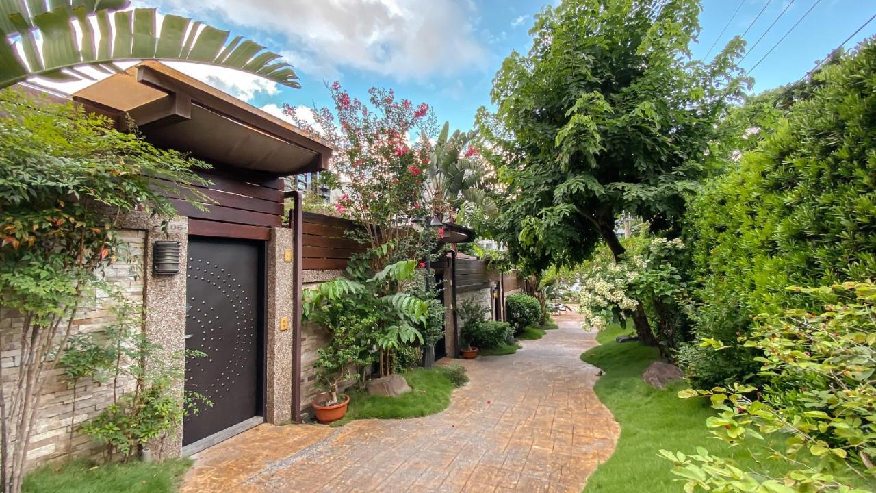 לינה וארוחת בוקר ג'יאושי Yage Hotspring House מראה חיצוני תמונה